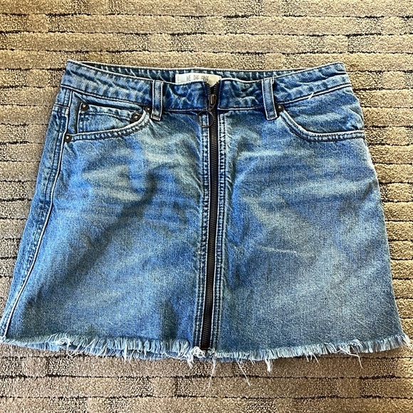 We The Free Dresses & Skirts - We the free/Free people zip up medium wash Jean skirt